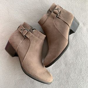 Unisa Brown Ankle Boots